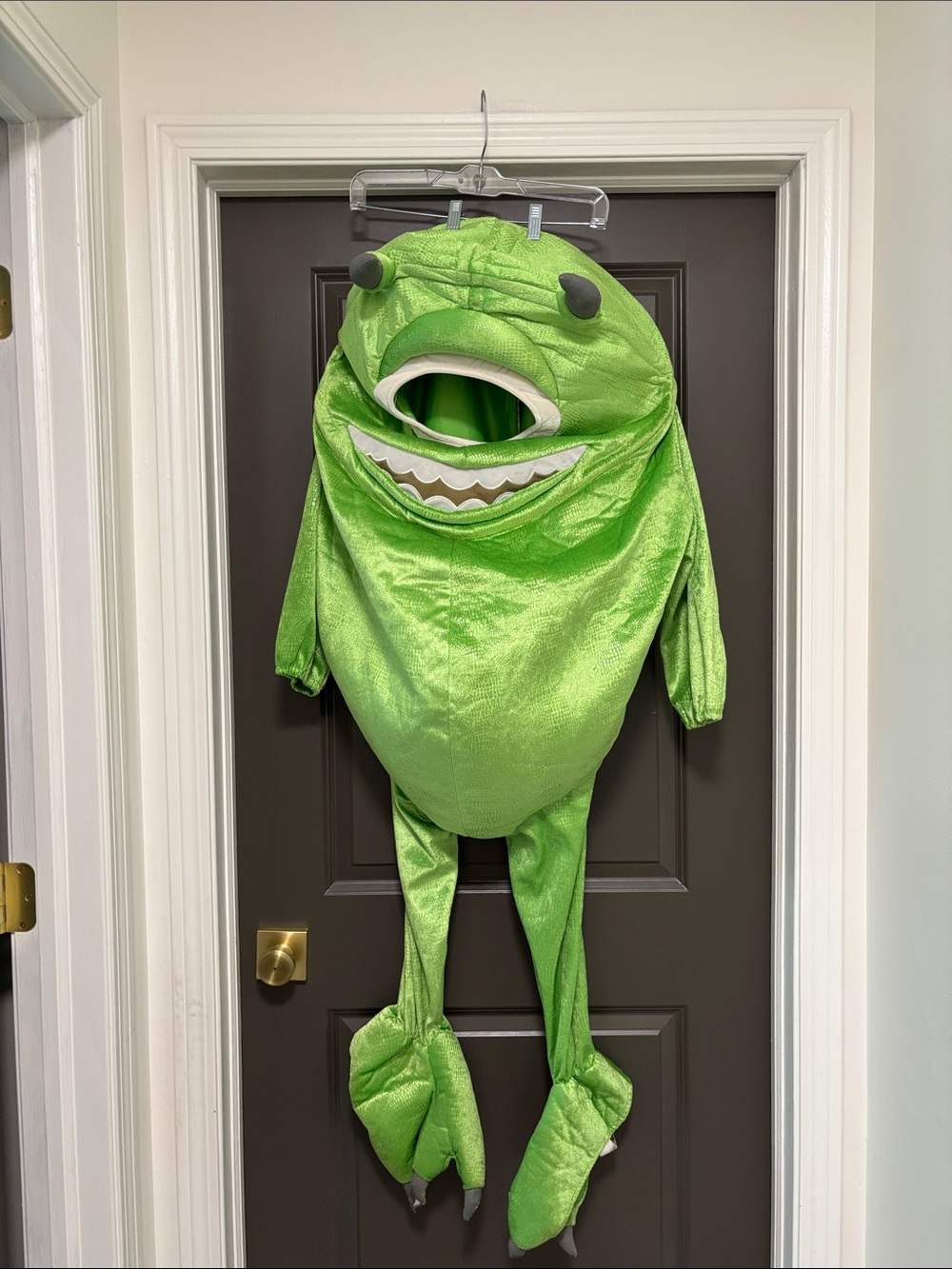 Disney Store Mike Wazowski Monsters, Inc costume